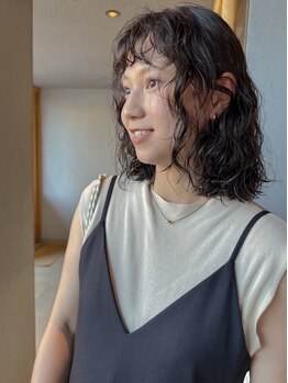 ドゥフト(duft.)の写真/髪質に合わせたパーマで柔らかでナチュラルな雰囲気に。忙しい朝でも毎日のスタイリングが楽しくなる♪