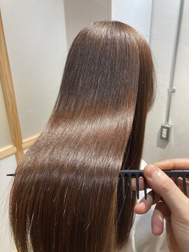 大人女性のツヤ髪カラー