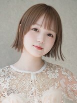 カライングドゥ(ing deux)&nbsp;大人可愛い20代30代40代黒髪前下がりひし形小顔ボブ