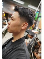 フォーコーナーズカットショップスリーセント 栄(FourCornersCutShop 3/cent)&nbsp;フェードショート