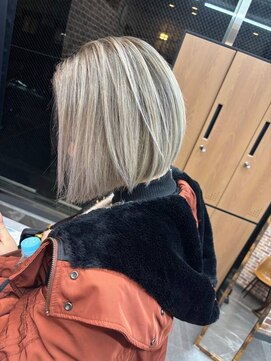 リンク(LinK) ボブ×レイヤー×バレイヤージュ×スモーキーカラー