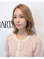 ハーツオオサカ(HE:ARTS OSAKA)&nbsp;洗練されたくびれボブ×センターパート