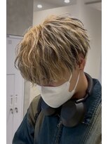 ノイ(NOI)&nbsp;ブリーチカットハイライトメンズパーマメンズサロン眉カット