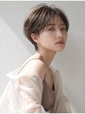 大人可愛い20代30代40代小顔ひし形ハンサムショート丸み前下がり