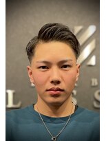 バーバークラシックス(BARBER CLASSICS)&nbsp;スキンフェード/アイロンパーマ