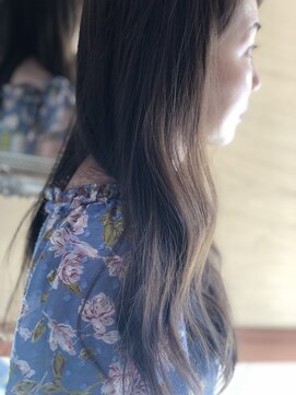 アグレイト A'great 外国人風？グレージュ？ヴァイオレットアッシュのなんかしら＾＾