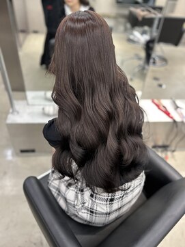 ペレ 栄店(PELE) 黒髪/グレーベージュ/レイヤーロング/ブリーチ/栄/名駅