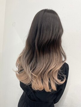 シエスタ バイ アンブルリュクス(siesta by amble luxe) グラデーション