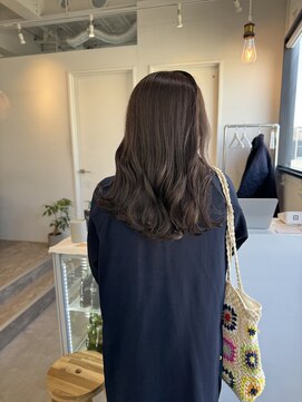 ロカ 表参道(loka) ブラウン/ニュアンスカラー[表参道/ブリーチ/ハイライト]Mai