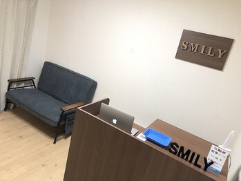 増毛エクステサロン スマイリー(smily)の写真/【増毛エクステ専門店】男性のお客様にも大好評!何度も使えるお得なクーポン多数あり!〈関目〉