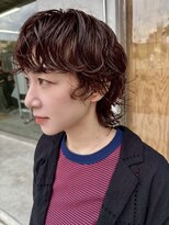 イン(in.)&nbsp;ウルフショート/くせ毛風パーマ