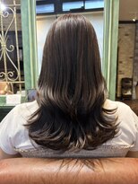 モナン 新宿(Monan)&nbsp;カーキアッシュ オリーブグレージュ レイヤーカット ロング