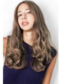 『毛束&女度』外国人風ロングウェーブ