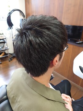 ヘアーサロン リバース(Hair Salon Rebirth) ツーブロックショート