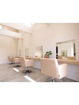 “初めての方でも緊張しない”居心地の良さにこだわった空間で、あなただけの時間を…。