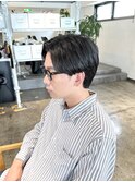 大人センターパートメンズカットセンターパート刈り上げ無し