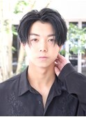 黒髪センターパート/ナチュラルショート/シャドウパーマ