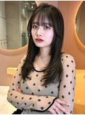 韓国　レイヤーカット　顔まわり　オリーブベージュカラー