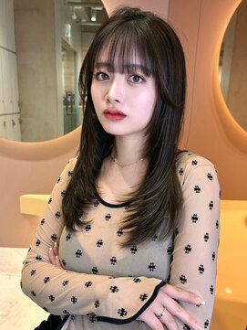 グロー 大宮(GLROW) 韓国　レイヤーカット　顔まわり　オリーブベージュカラー