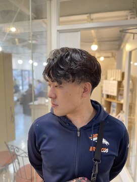 ソイクフ(SOY KUFU) 20代30代40代◎スーツ短髪刈り上げツーブロックパーマ