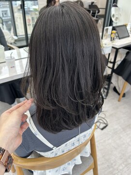 ビューナゴヤ 名駅(VIEW NAGOYA) レイヤーカット/似合わせカット/ミディアムレイヤー/前髪カット