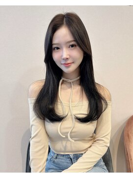 ミョンシル 韓国ヘア　くびれレイヤーカット