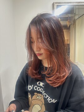 シェノン(Chainon.) インナーカラー　オレンジヘア　ブリーチカラー