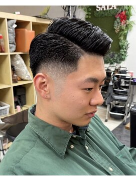 サラ HAIR&MAKE SALA 相模大塚店 ミドルフェード フェードカット スキンフェード