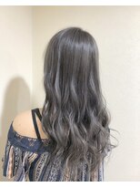 ヴィダ クリエイティブ ヘアーサロン(Vida creative hair salon) シルバーグレージュ