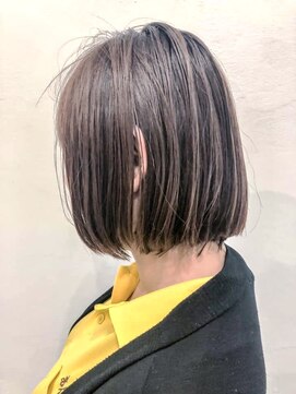 エルモ(ELMO) 重めラインの大人ボブ