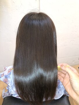 アコンプリッシュ 代官山 恵比寿(accomplish) プラチナミネコラ