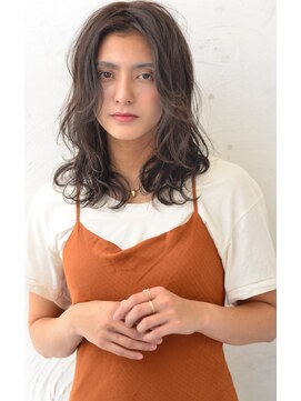 ロイジー(roijir) roijirイルミナインナーカラーxスパイラルxセンシュアルショート