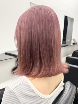 ココ 本八幡(KOKO) 黒髪クラゲヘアーオリーブグレー小顔ココアベージュ卵型ショート