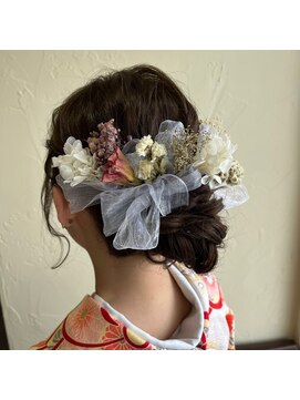 ルシードスタイルアイフラット(LUCIDO STYLE I-FLAT) ふわふわお団子ヘアセット