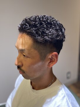 エクファフォーメン(EX-FA FOR MEN) ダークアッシュ/アッシュブラック/カルマパーマ/ベリーショート