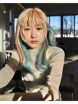 ケリーアン 太田(kelly.un)&nbsp;イヤリングカラー / ハイトーンカラー / くびれミディ / 群馬