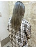 ハイレイヤー×グレージュ
