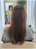 襟足がすっきりと短いグラデーションボブ