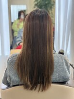 ウイ バイ ファースト 北四番丁店(u'i by first)&nbsp;襟足がすっきりと短いグラデーションボブ