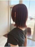 レッドカラーがオシャレな大人ボブ