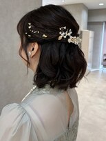 ヴィサージュアクト(VISAGE a.c.t)&nbsp;ゆるふわハーフアップアレンジ♪