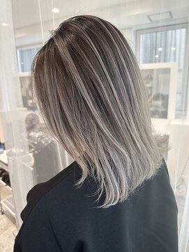 カラ ヘアーサロン(Kala Hair Salon) ハイライトバレイヤージュダブルカラーケアブリーチ20代30代40代