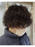 原宿波巻きスパイラルパーマメンズカットマッシュセンターパート