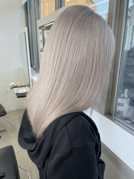 リノート バイ エゴル 太田川(Linoet by ENGOL) 【LINOET 太田川】中道晶 ホワイトベージュ