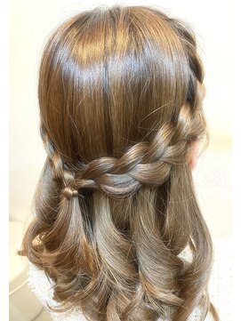 Hair Styling えむ ハーフアップ