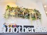 自然にキマる、大人スタイル。カット×眉カット×プチスパ　￥6600→￥5000