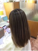 ブリーチバレイアージュ  アッシュ 白髪ぼかし