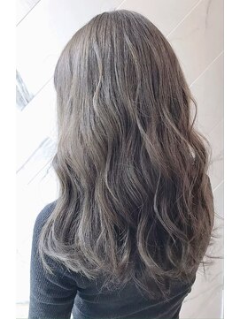 ジーナ セントラル銀座(Zina) [透明感抜群☆大人かわいいブルージュカラー]