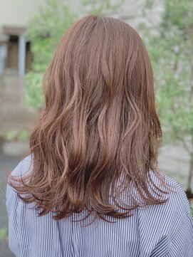 アンダートゥリールーツ(UNDER TREE ROOTS) ゆるふわ×イルミナカラー×ロング