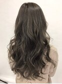 モテ髪アッシュグレージュロングヘア
